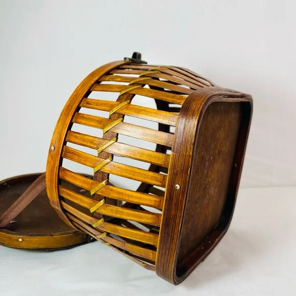 Vintage Round Bamboo Wood and BrassTreasure Chest Basket - Picture 5 of 7